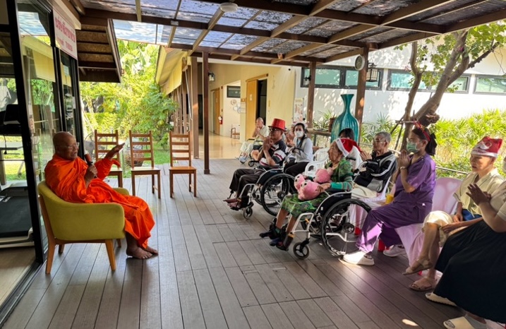 ทำบุญวันขึ้นปีใหม่ 2567